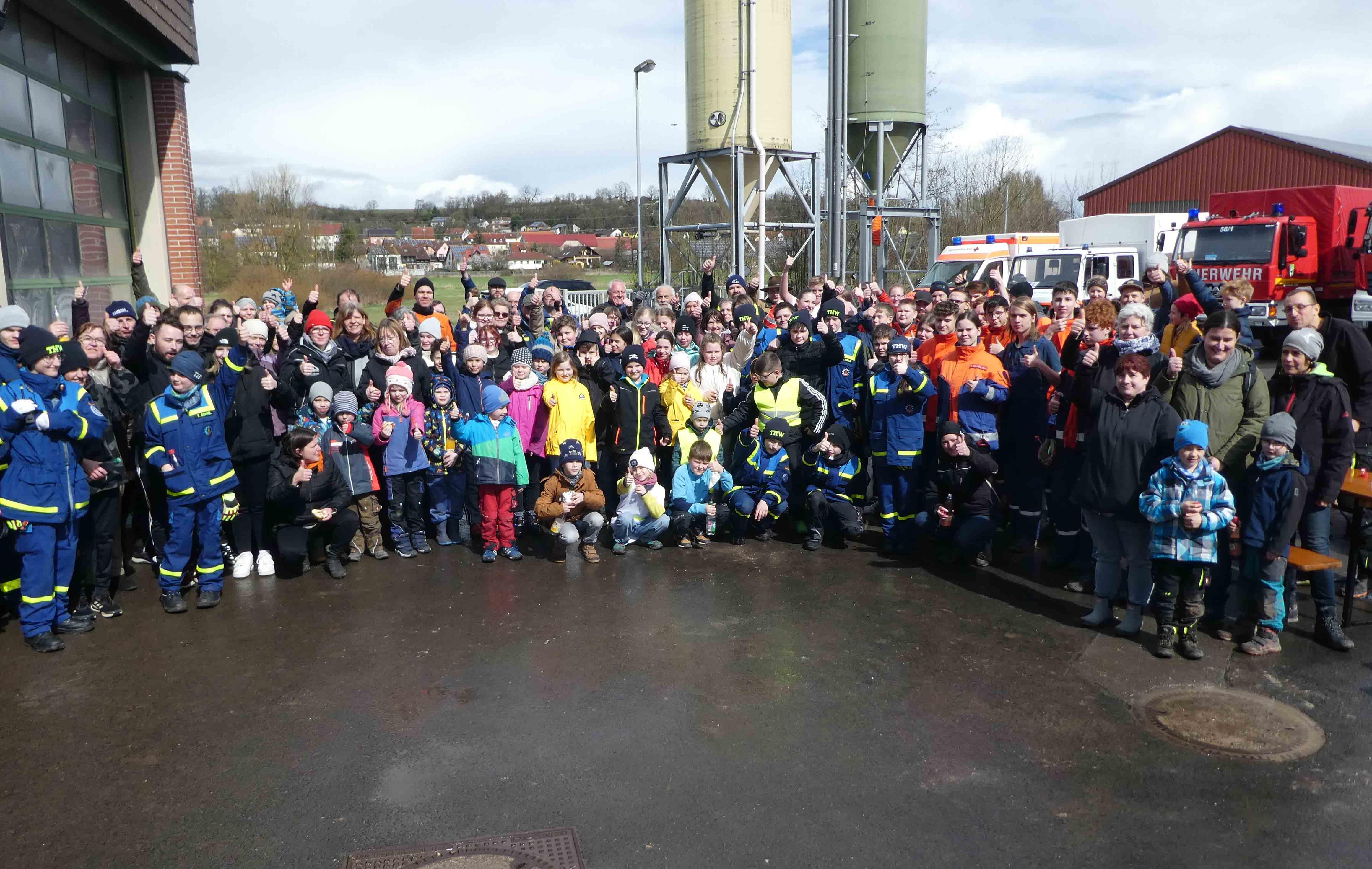 Gemeinsam für ein sauberes Neustadt/Aisch Rund 800 Helfer sammeln Müll